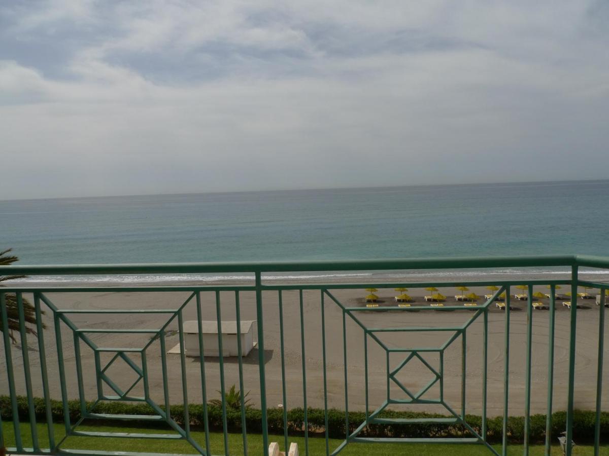 Torrox Costa Beachfront Apartment 外观 照片
