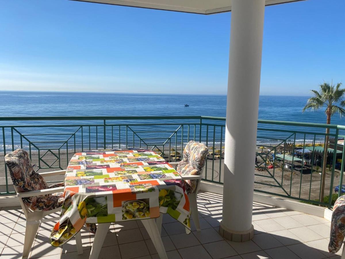 Torrox Costa Beachfront Apartment 外观 照片