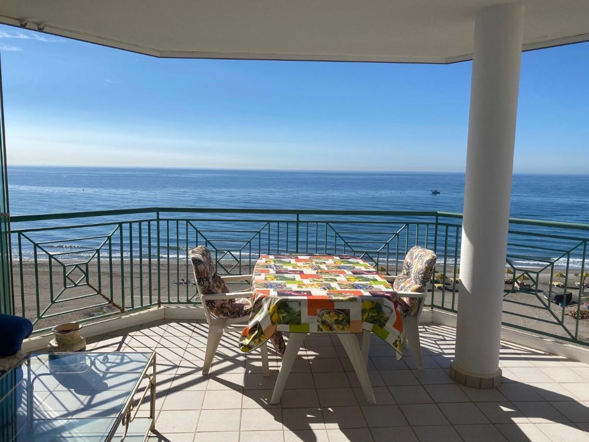 Torrox Costa Beachfront Apartment 外观 照片